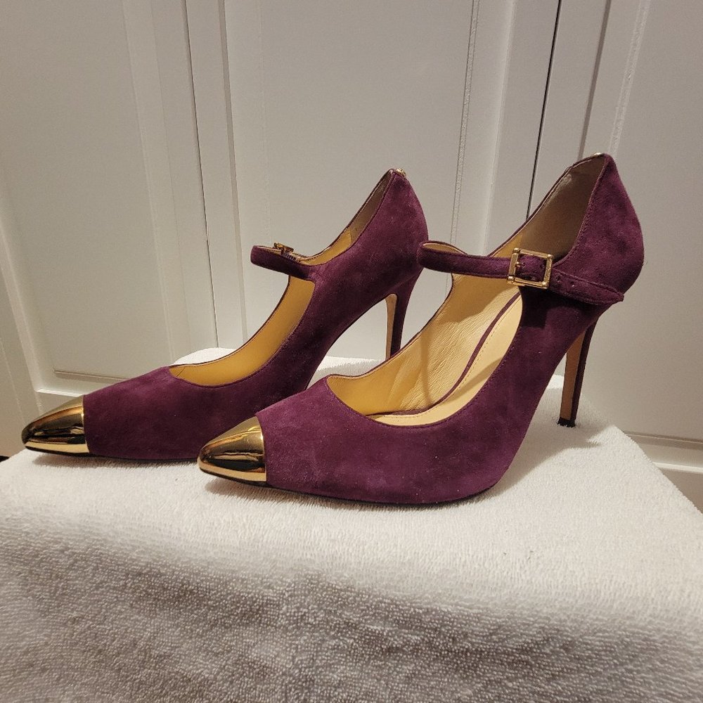 Vince Camuto Gold-Toe Pointed Berry Heels Size 10
